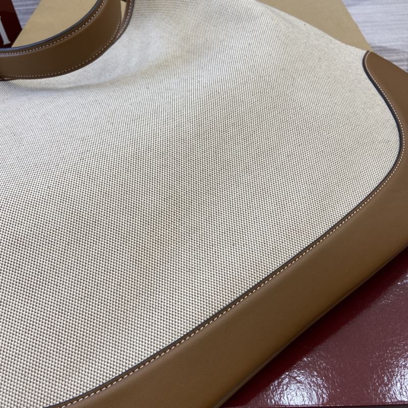 Gvc*1 hobo bags